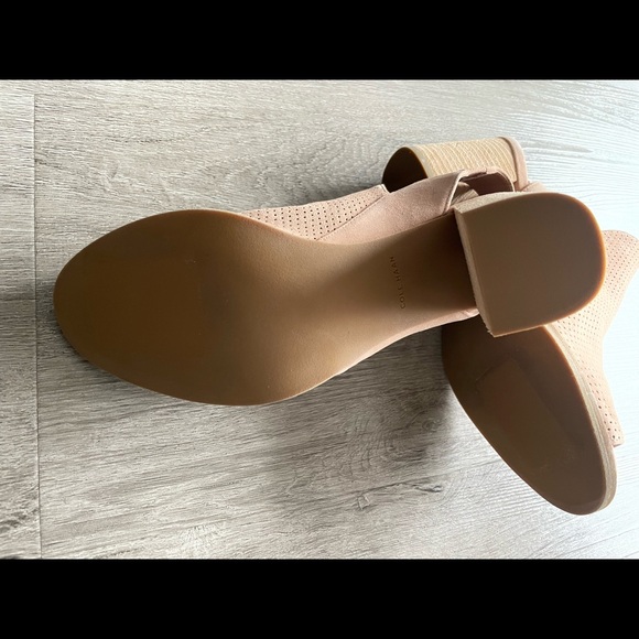 Cole Haan Women’s Grand Os Callista Open Peep Toe Ankle Bootie / Beige Blush 8.5 - Picture 8 of 10